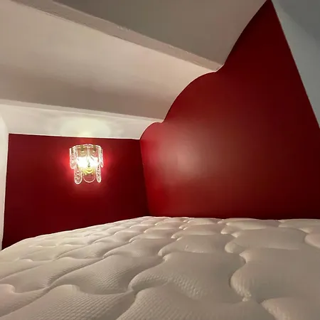 Ombrage 44m2 Riviera Palace Belle-epoque, Restomod Et Literie Prestige アパート マントン