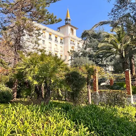 Ombrage 44m2 Riviera Palace Belle-epoque, Restomod Et Literie Prestige Апартаменты Ментона