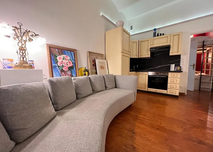 Ombrage 44m2 Riviera Palace Belle-epoque, Restomod Et Literie Prestige * مينتون