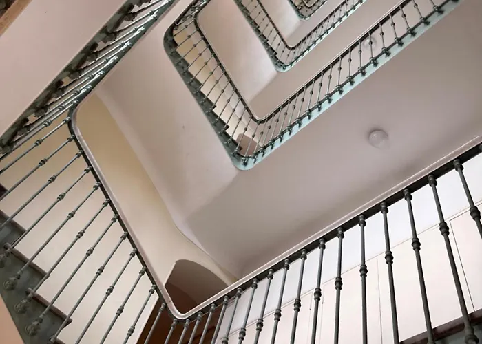 شقة Ombrage 44m2 Riviera Palace Belle-epoque, Restomod Et Literie Prestige مينتون