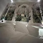 Ombrage 44m2 Riviera Palace Belle-epoque, Restomod Et Literie Prestige Apartment