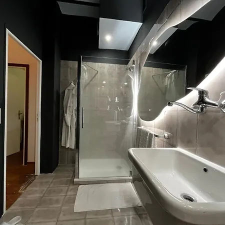 Ombragé 44m2 Riviera Palace Belle-epoque, Restomod Et Literie Prestige Apartamento