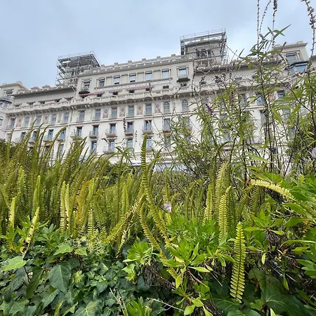 Apartment Ombrage 44m2 Riviera Palace Belle-epoque, Restomod Et Literie Prestige Menton
