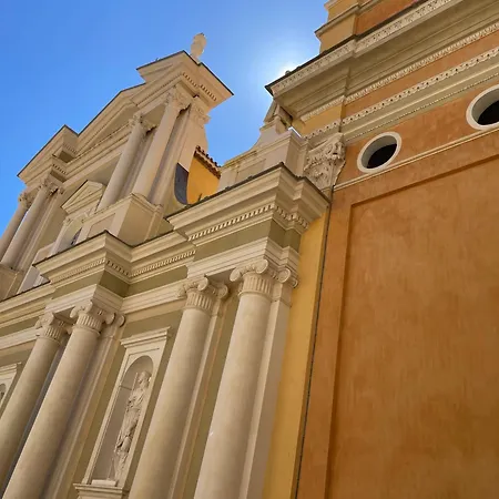 Ombrage 44m2 Riviera Palace Belle-epoque, Restomod Et Literie Prestige