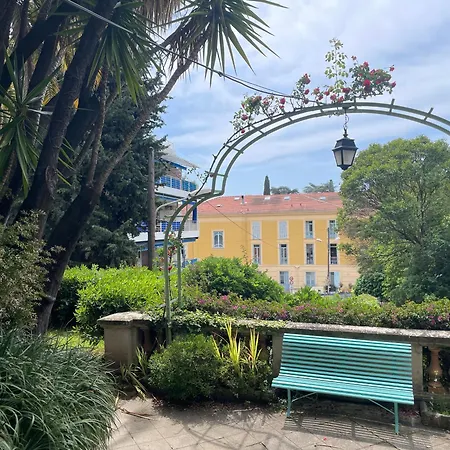 Ombrage 44m2 Riviera Palace Belle-epoque, Restomod Et Literie Prestige Menton