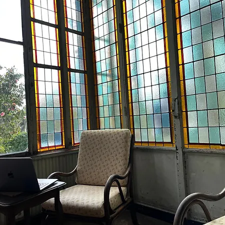 Ombrage 44m2 Riviera Palace Belle-epoque, Restomod Et Literie Prestige