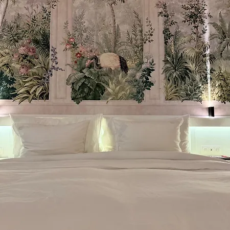 Ombrage 44m2 Riviera Palace Belle-epoque, Restomod Et Literie Prestige Apartamento