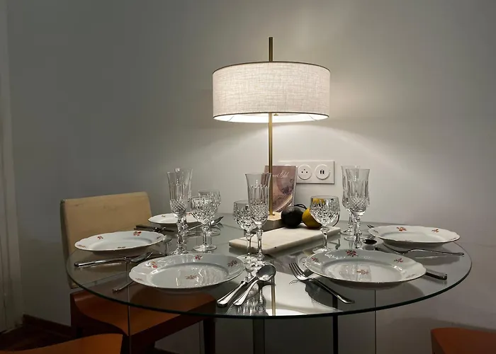 Ombragé 44m2 Riviera Palace Belle-epoque, Restomod Et Literie Prestige