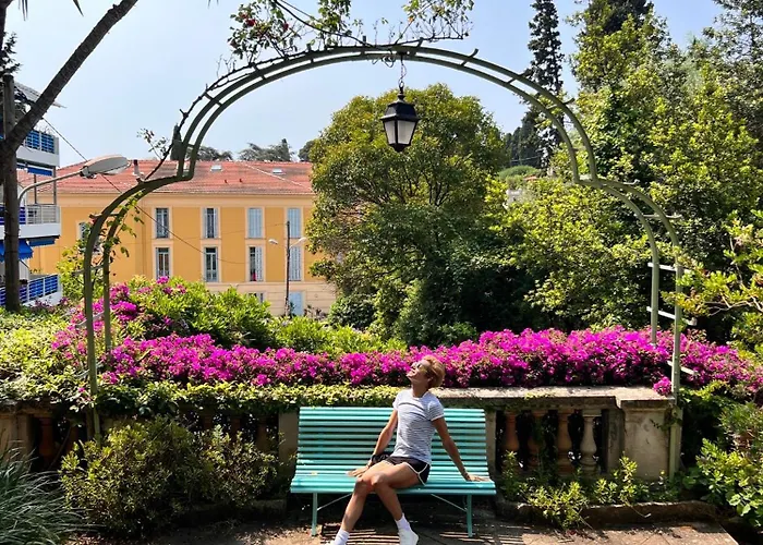 Ombrage 44m2 Riviera Palace Belle-epoque, Restomod Et Literie Prestige Lägenhet